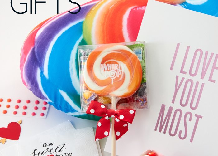 Valentine's Day Gift Ideas for kids from AmysPartyIdeas.com & #swoozies