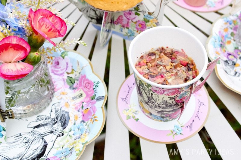 Alice in Wonderalnd Tea Party Ideas | Talking Tables | AmysPartyIdeas.com | #aliceinwonderland #talkingtables #trulyalice #teaparty #partyideas | Truly Alice Party Collection | GIVEAWAY #giveaway