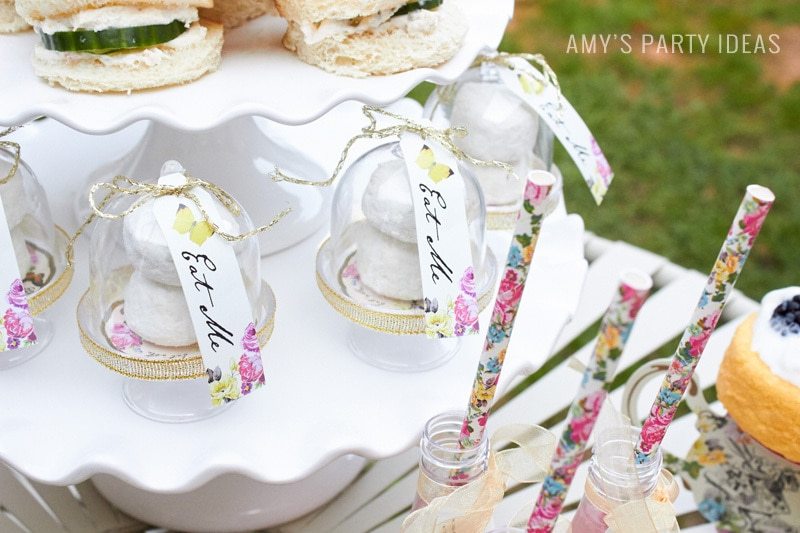 Alice in Wonderalnd Tea Party Ideas | Talking Tables | AmysPartyIdeas.com | #aliceinwonderland #talkingtables #trulyalice #teaparty #partyideas | Truly Alice Party Collection | GIVEAWAY #giveaway