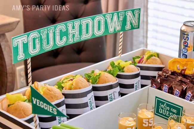 DIY Snack Stadium | Football Big Game | Build your own Snack Stadium with easy tutorial instructions and FREE football game day PRINTABLES | #GameDayGlory