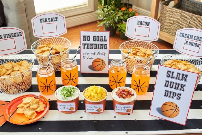 Basketball Madness Watch Party Ideas | Easy Snacks for your basketball party | FREE PRINTABLES | DIY basketball ideas | Basketball net serving bowls & basketball mason jars | As seen on AmysPartyIdeas.com | RITZ Crisp & Thins 