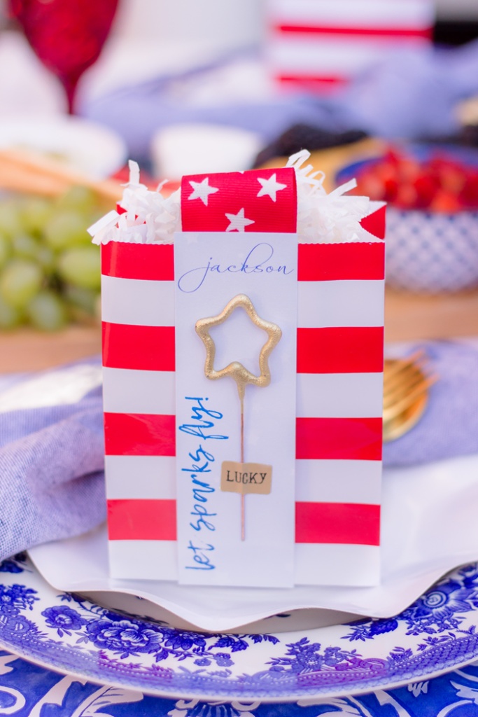 Red, White, and Blue Sparkler Place Cards & Favors with FREE PRINTABLES | American Summer | Dinner party tablescape ideas for Memorial Day, Fourth of July, Labor Day as seen on AmysPartyIdeas | Fun finds from Swoozies.com #swooinsider