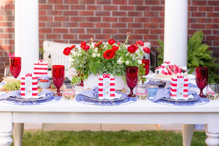 Red, White, and Blue party ideas | American Summer | Dinner party tablescape ideas for Memorial Day, Fourth of July, Labor Day as seen on AmysPartyIdeas | Fun finds from Swoozies.com #swooinsider