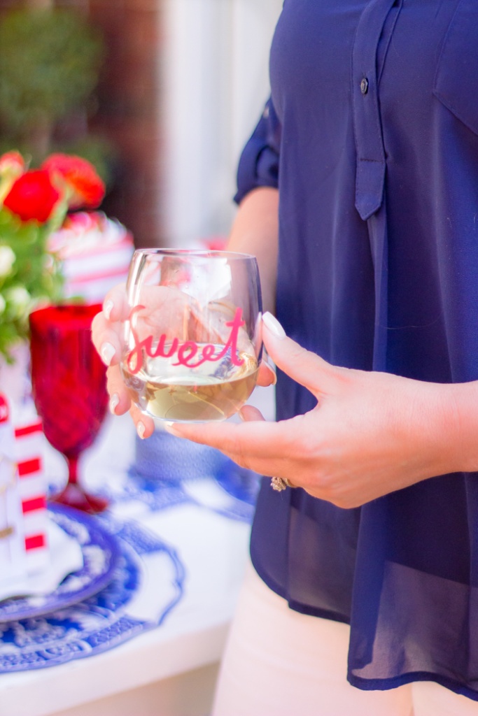 Kate Spade Sweet & Dry Stemless Wine Glasses | American Summer | Dinner party tablescape ideas for Memorial Day, Fourth of July, Labor Day as seen on AmysPartyIdeas | Fun finds from Swoozies.com #swooinsider
