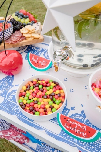 SKITTLES® Pantry Jar + STARBURST® Pantry Jar | Celebrate Summer Nights | Easy Bar Cart Ideas for Fourth of July, Memorial Day, Labor Day and Summer Nights | Party Ideas friom AmysPartyIdeas.com | #CelebrateSummerSweetness #Ad