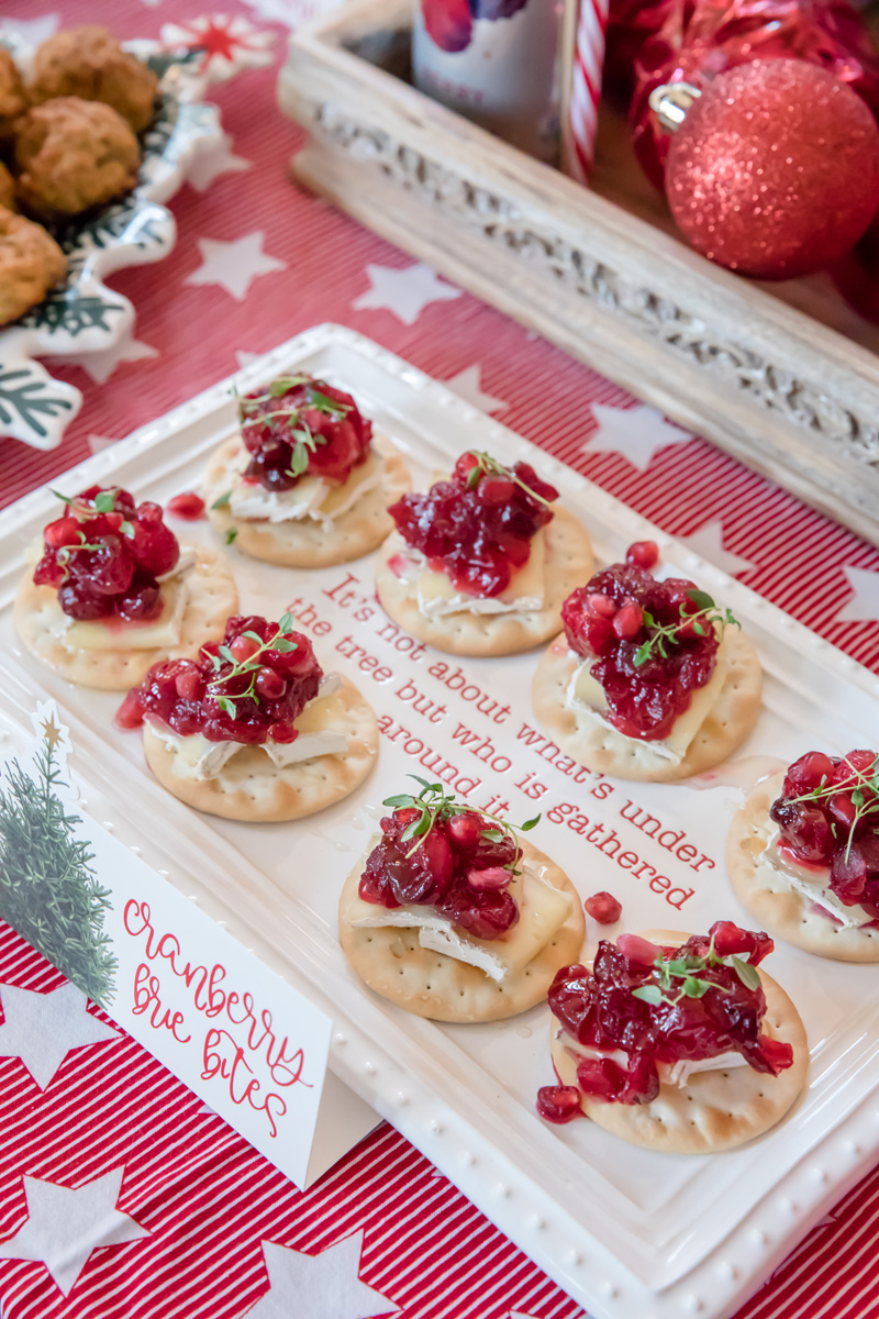 [AD] #JoinTheFizztivities | Cranberry Brie Bites Appetizer | Trim the Tree Party Ideas | Christmas Traditions | AmysPartyIdeas.com | @simplybeverages