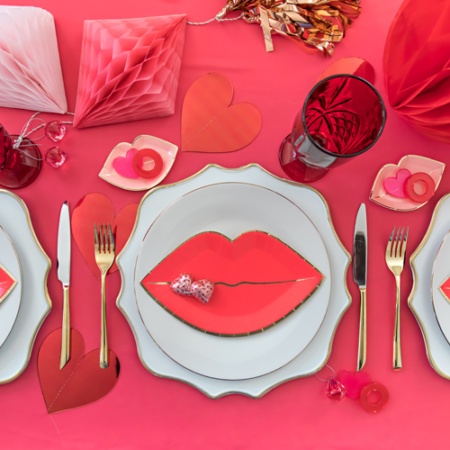 VALENTINES DAY TABLESCAPE