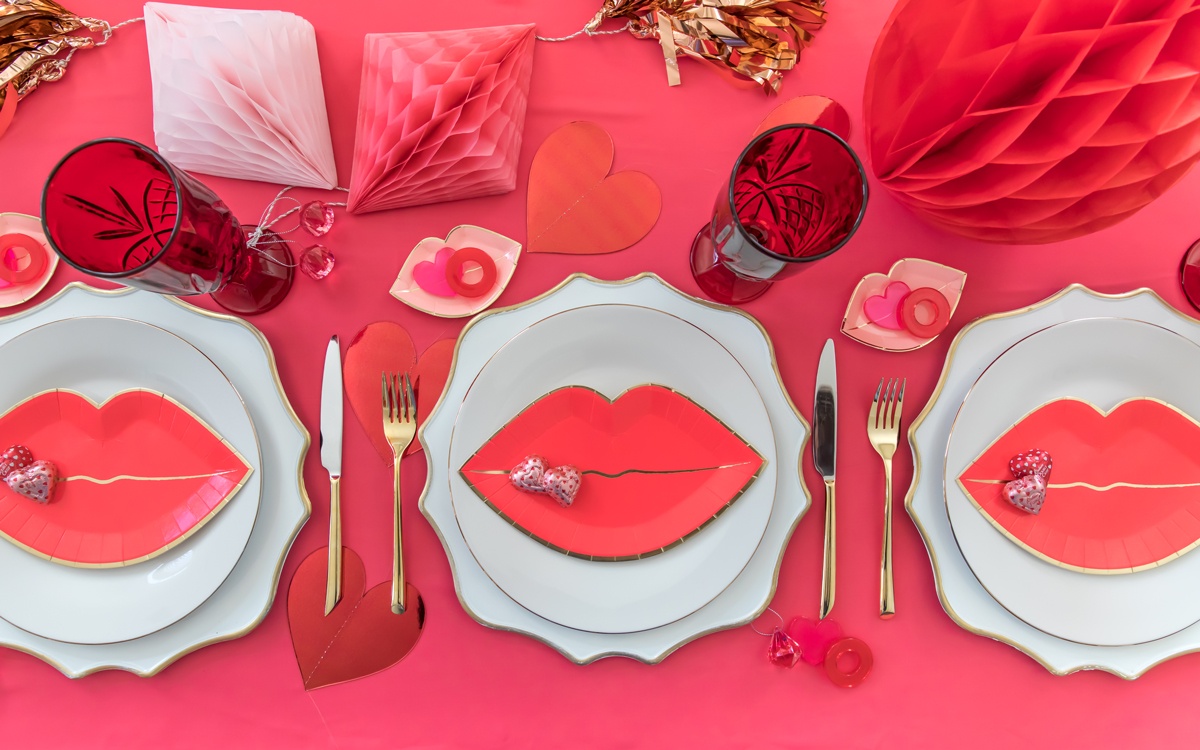 Valentines Day Tablescape